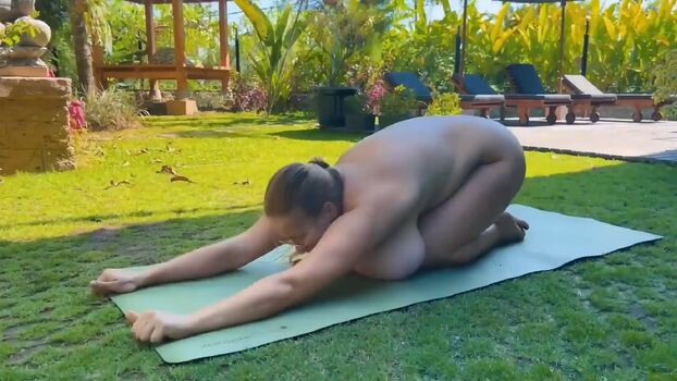 Gostosas Com Peitos Caidos