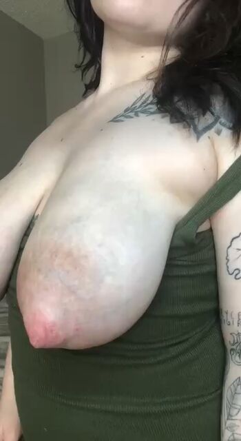 Gostosas Com Peitos Caidos