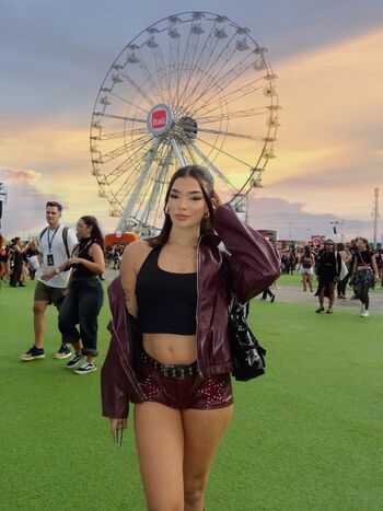 Leaked Gostosas de mini short private photo viral onlyfans