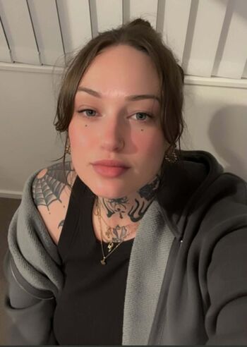 Leaked Goth queen private photo viral onlyfans