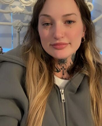 Goth Queen