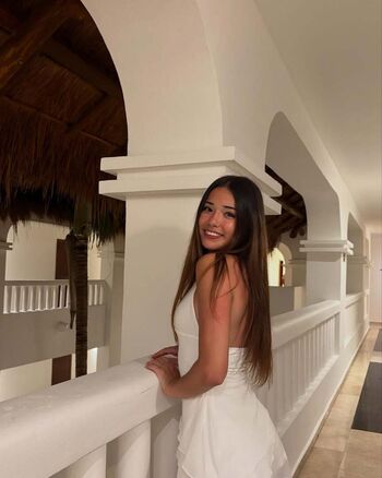 Leaked Gracesuu private photo viral onlyfans