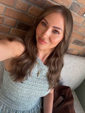 Leaked Gracie lewis private photo viral onlyfans