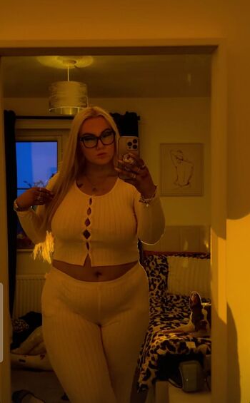 Leaked Graciembxox private photo viral onlyfans