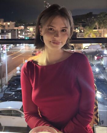Leaked Grayvictoria private photo viral onlyfans