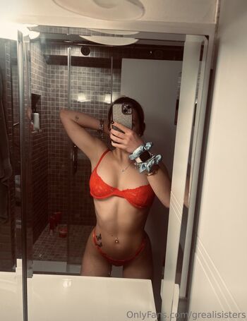 Leaked Grealisisters private photo viral onlyfans
