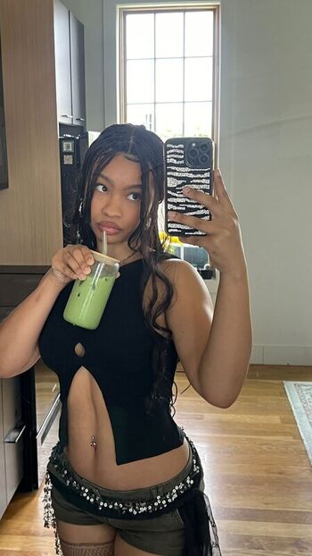 groOvyangel