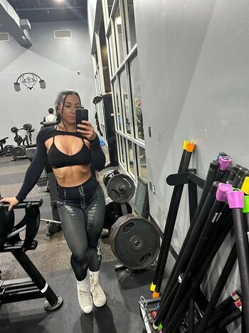 Leaked Gym booty bubble butts  page private photo viral onlyfans