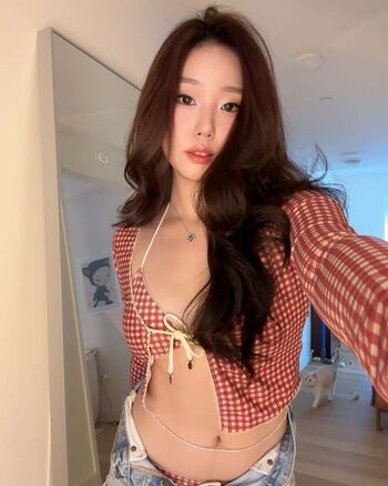 Leaked H yojeong page private photo viral onlyfans
