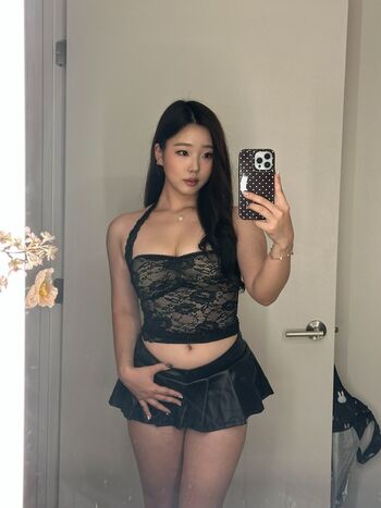 Leaked H yojeong private photo viral onlyfans