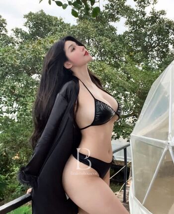 Leaked Ha my duyen private photo viral onlyfans