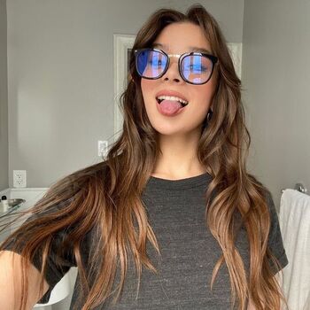 Leaked Hailee steinfeld private photo viral onlyfans