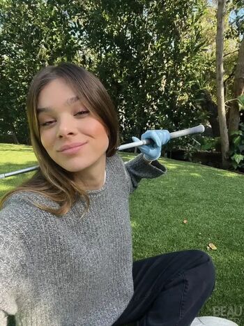 Hailee Steinfeld