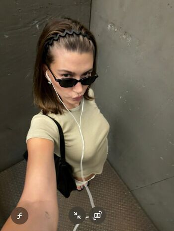 Leaked Hailey baldwin bieber page private photo viral onlyfans