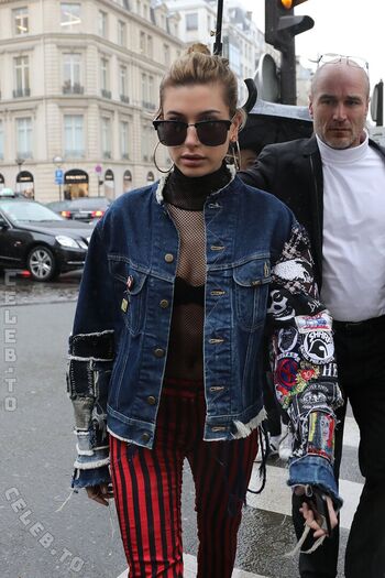 Hailey Bieber