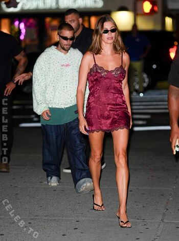 Hailey Bieber