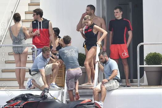 Leaked Hailey bieber private photo viral onlyfans