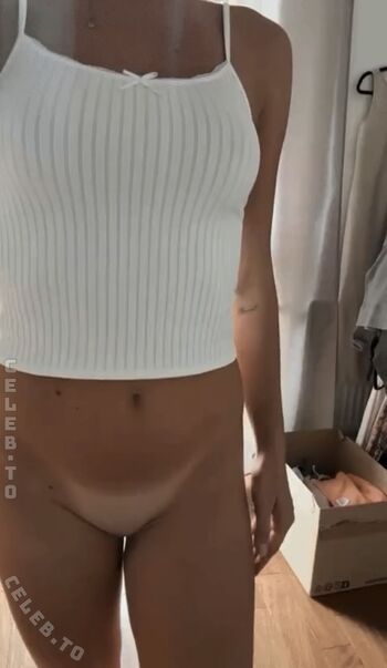 Leaked Hailey crush private photo viral onlyfans