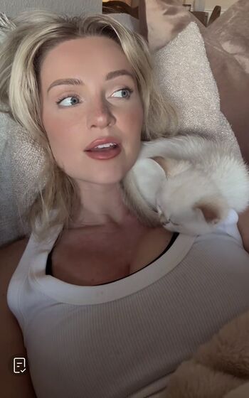 Leaked Hailey malles private photo viral onlyfans