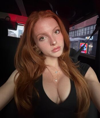 hailey_skyye