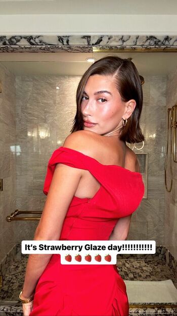 Leaked Hailey strawberry private photo viral onlyfans