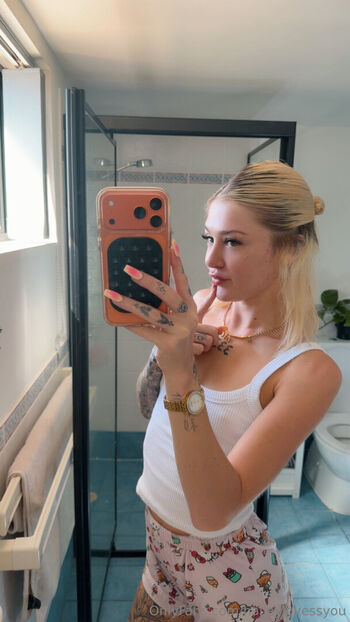 Leaked Haileylovessyou private photo viral onlyfans