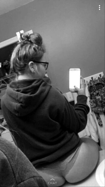 Leaked Haileymisenar private photo viral onlyfans