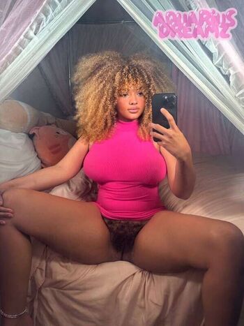 Leaked Hairy women  page private photo viral onlyfans