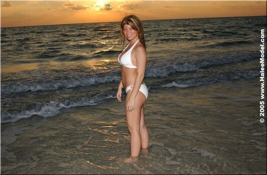 Leaked Halee model page private photo viral onlyfans