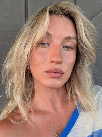 Leaked Halle cooley page private photo viral onlyfans