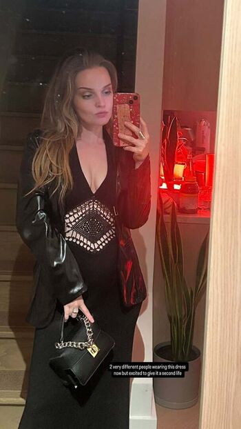 Leaked Hallea jones private photo viral onlyfans