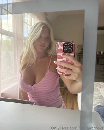 hallieebrooks