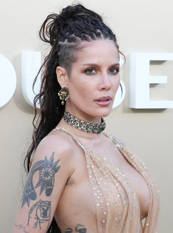 Leaked Halsey page private photo viral onlyfans