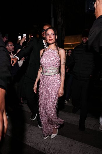 Leaked Halsey private photo viral onlyfans