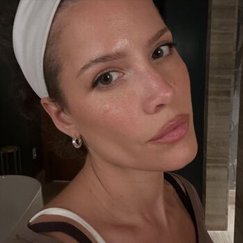 Leaked Halsey private photo viral onlyfans