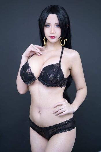 Leaked Hana bunny private photo viral onlyfans