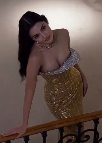 Leaked Hande ercel page private photo viral onlyfans