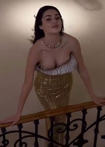 Leaked Hande ercel page private photo viral onlyfans