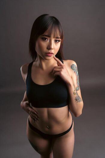 hanna_lee__
