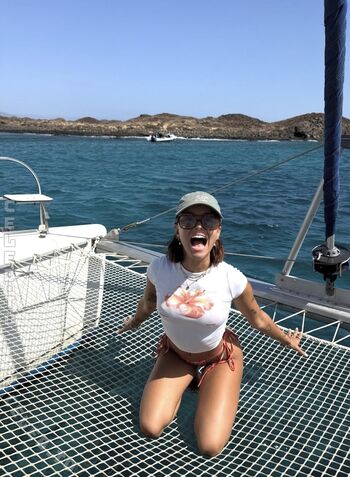 Leaked Hannaahcarolina private photo viral onlyfans