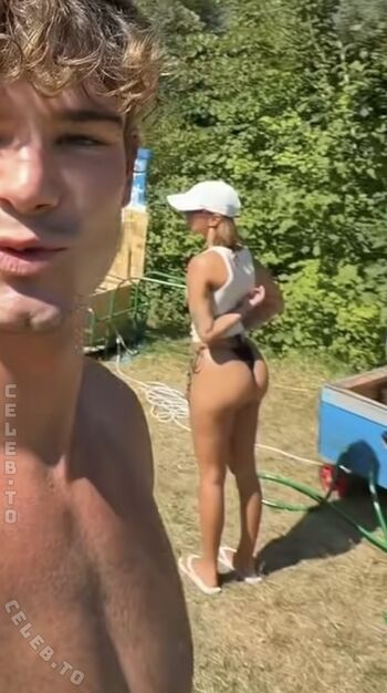 Leaked Hannaahcarolina private photo viral onlyfans