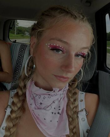 Leaked Hannah alyssa woods private photo viral onlyfans