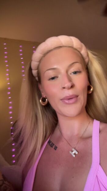 Leaked Hannah grace page private photo viral onlyfans