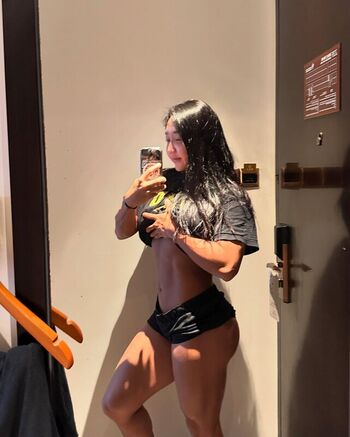 Hannah IFBB Pro