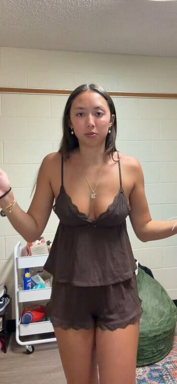 Leaked Hannah lee private photo viral onlyfans