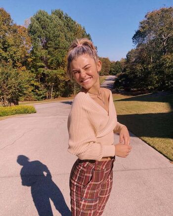 Hannah Schlenker
