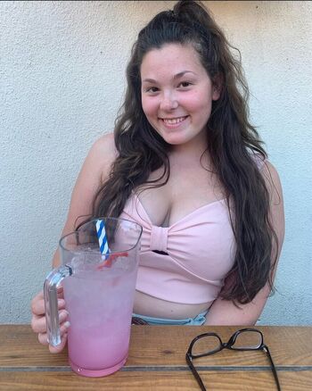 Leaked Hannahsnoopy private photo viral onlyfans