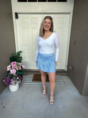 HappyHappyGal