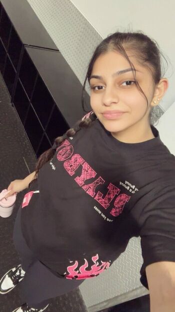 Leaked Harshieatsandlives page private photo viral onlyfans