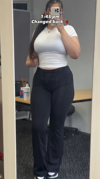 Leaked Harshieatsandlives private photo viral onlyfans